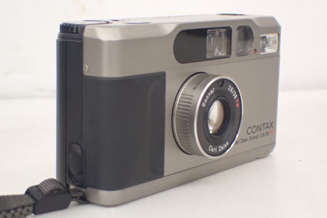 CONTAXのフィルム一眼レフMFを売るならカメラ買取専門店｜カメラのリサマイ