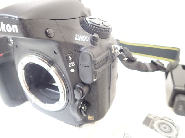 高額買取実施中!!】美品 Nikon D800 + MB-D12 ニコン デジタル一眼レフ