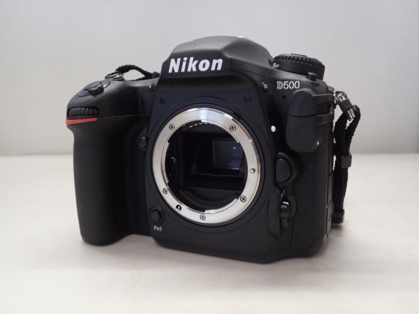 【高額買取実施中!!】Nikon デジタル一眼レフカメラ D500 ボディ シャッター回数二桁 | カメラ買取は専門店のカメラのリサマイ
